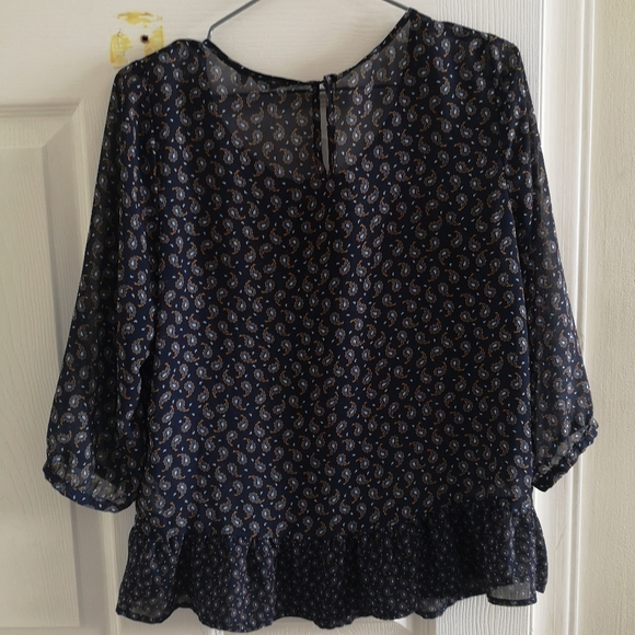 3/4 length sleeve blouse - Picture 3 of 3